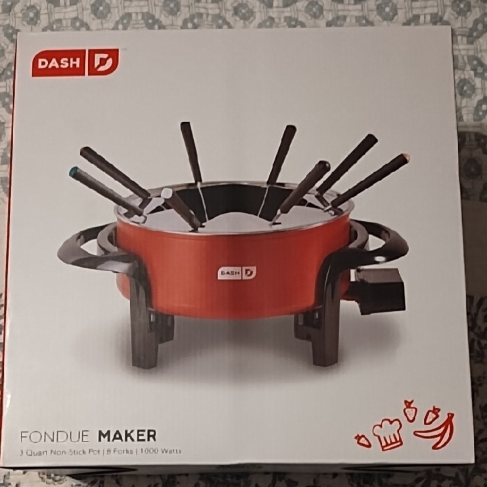 Dash Red Fondue Maker